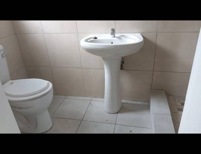 2 BEDROOM PROPERTY TO RENT IN PINELANDS